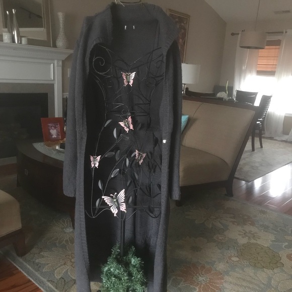 Cozy Cloak Sweater - Picture 5 of 5